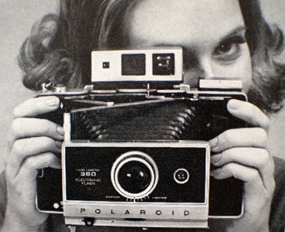 Image from Polaroid Land Camera model 360 instruction manual - "How to make daylight pictures". Photo: C. Hagemoen